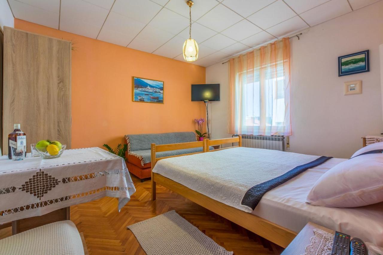 Apartment Antic S Crikvenica Kültér fotó